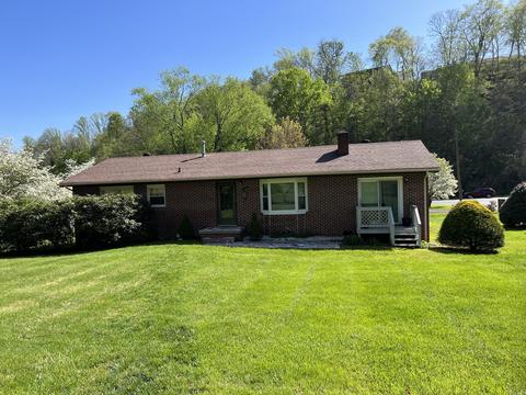 211 Pine Street Bristol Va 24201, Bristol, VA 24201 photo 2
