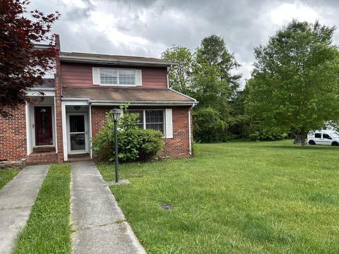 1822 Presswood Road Johnson City Tn 37604, Johnson City, TN 37604