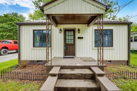 636 Broyles Avenue Erwin Tn 37650, Erwin, TN 37650 photo 2