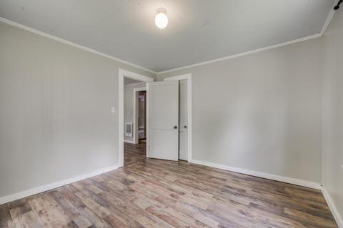 636 Broyles Avenue Erwin Tn 37650, Erwin, TN 37650 photo 8