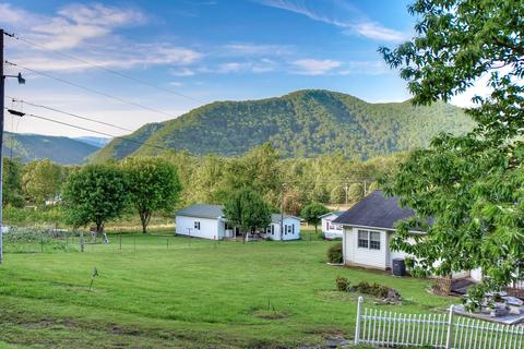 135 Earnest Elliott Road Erwin Tn 37650, Erwin, TN 37650 photo 43