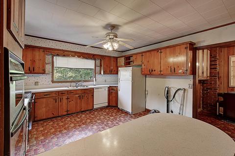 135 Earnest Elliott Road Erwin Tn 37650, Erwin, TN 37650 photo 55