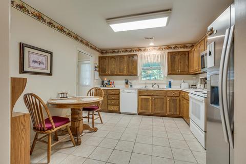 2425 E Lakeview Drive 3 Johnson City Tn 37601, Johnson City, TN 37601 photo 9