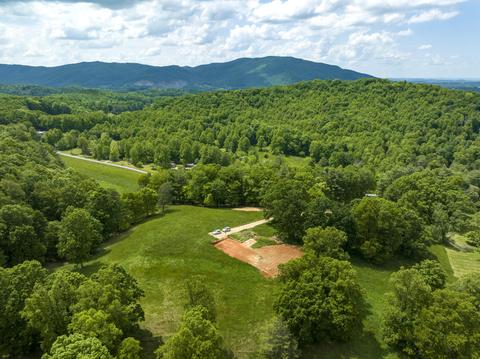 185 Whispering Pines Road Johnson City Tn 37601, Johnson City, TN 37601
