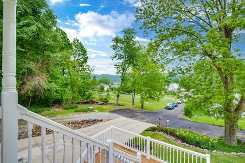 210 Park Street Erwin Tn 37650, Erwin, TN 37650 photo 3