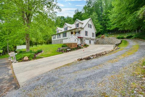 210 Park Street Erwin Tn 37650, Erwin, TN 37650