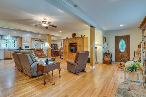 210 Park Street Erwin Tn 37650, Erwin, TN 37650 photo 6