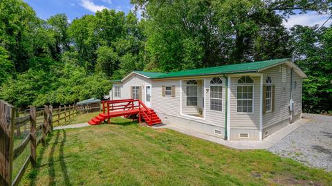 305 Haw Ridge Dock Road Piney Flats Tn 37686, Piney Flats, TN 37686