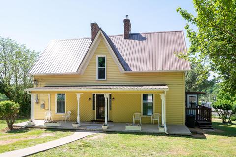 159 Main Street Bluff City Tn 37618, Bluff City, TN 37618