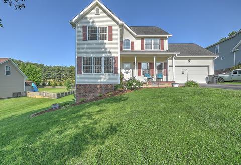 231 Apple Ridge Drive Bluff City Tn 37618, Bluff City, TN 37618