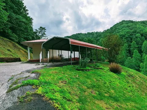 1032 Old Wagon Road Vansant Va 24656, Vansant, VA 24656 photo 10