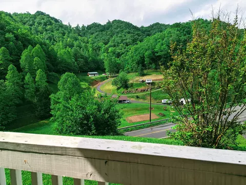 1032 Old Wagon Road Vansant Va 24656, Vansant, VA 24656 photo 14