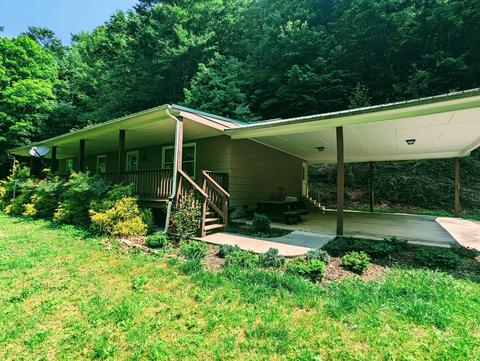 150 Lone Star Road Birchleaf Va 24220, Birchleaf, VA 24220 photo 2