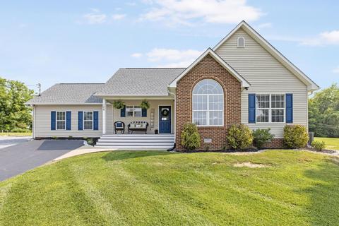 106 Coach Street, Johnson City, TN 37615