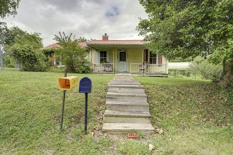 4214 Bluff City Highway, Bluff City, TN 37618