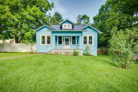 317 S Austin Springs Road Johnson City Tn 37601, Johnson City, TN 37601