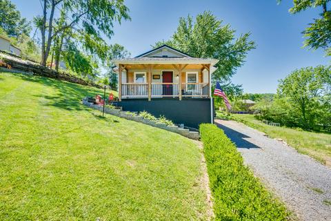 622 W C Street Elizabethton Tn 37643, Elizabethton, TN 37643