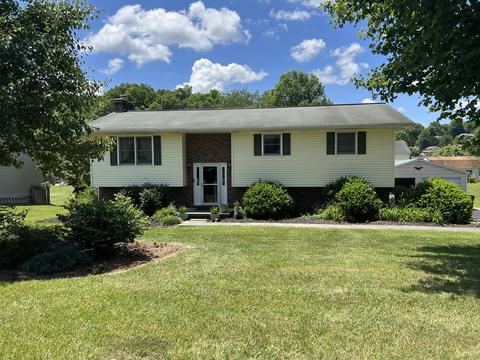 2019 Ridgefield Road Johnson City Tn 37601, Johnson City, TN 37601