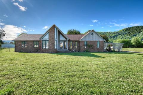 127 Creola Lane Elizabethton Tn 37643, Elizabethton, TN 37643
