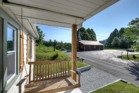 738 Piney Grove Road Hampton Tn 37658, Hampton, TN 37658 photo 7