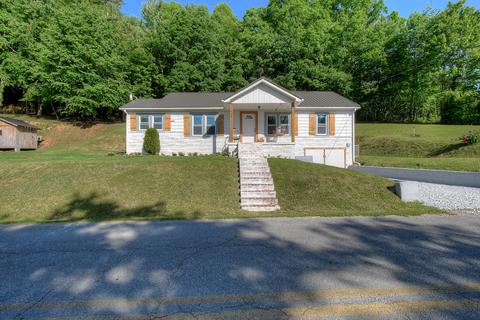 738 Piney Grove Road Hampton Tn 37658, Hampton, TN 37658 photo 2