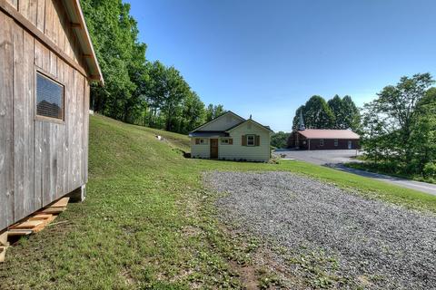 738 Piney Grove Road Hampton Tn 37658, Hampton, TN 37658 photo 4