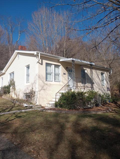 965 East Jackson Street Gate City Va 24251, Gate City, VA 24251