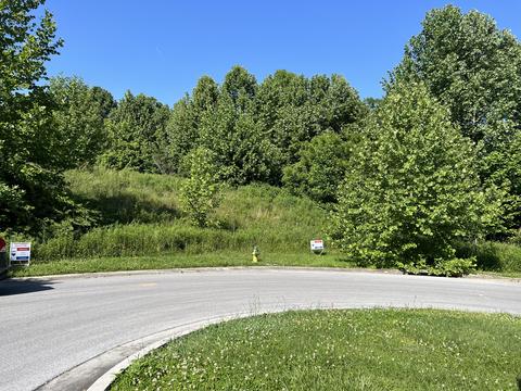 219 Brighton Place Bristol Tn 37620, Bristol, TN 37620 photo 3