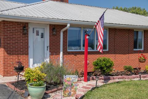 121 Iris Ln Lane Fall Branch Tn 37656, Fall Branch, TN 37656 photo 5