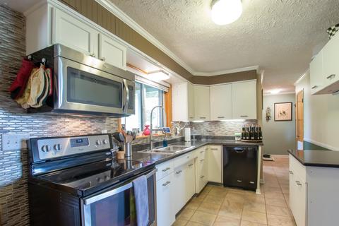 121 Iris Ln Lane Fall Branch Tn 37656, Fall Branch, TN 37656 photo 16