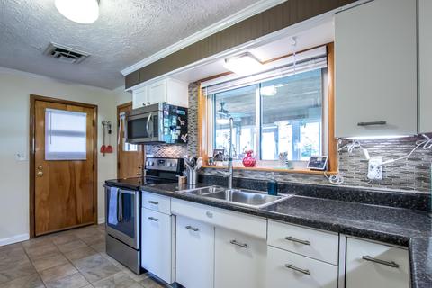 121 Iris Ln Lane Fall Branch Tn 37656, Fall Branch, TN 37656 photo 15