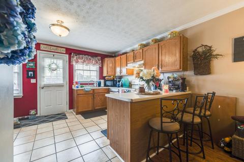 697 Beaverview Drive 697 Bristol Va 24201, Bristol, VA 24201 photo 9