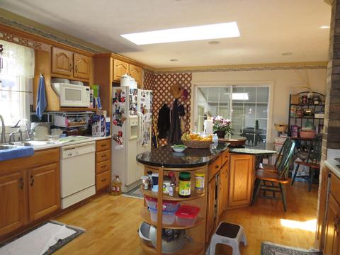 Kitchen - 172 Ridgefield Road Wise Va 24293, Wise, VA 24293 photo 1 of 4
