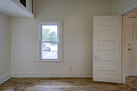 220 New Avenue Erwin Tn 37650, Erwin, TN 37650 photo 8