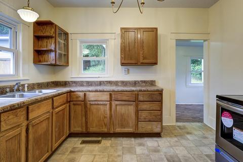 220 New Avenue Erwin Tn 37650, Erwin, TN 37650 photo 15