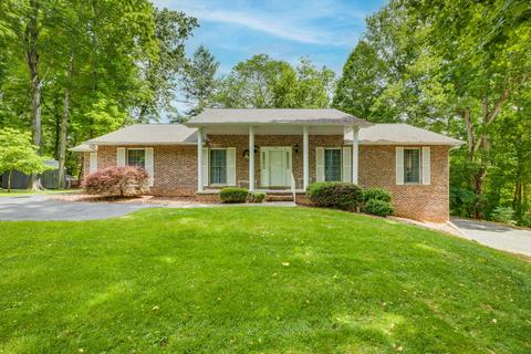 1600 Colonial Ridge Road Johnson City Tn 37604, Johnson City, TN 37604