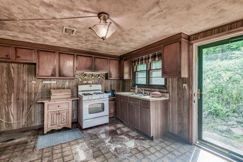 108 Worley Tilson Road Erwin Tn 37650, Erwin, TN 37650 photo 4