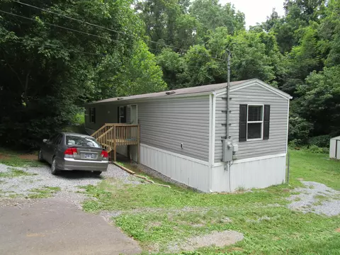 122 Page Avenue Johnson City Tn 37601, Johnson City, TN 37601
