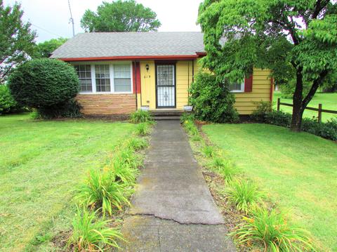 619 Johnson Avenue Elizabethton Tn 37643, Elizabethton, TN 37643