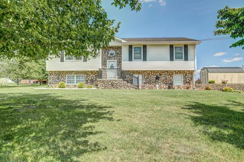 2015 Chesapeake Drive Mount Carmel Tn 37645, Mount Carmel, TN 37645
