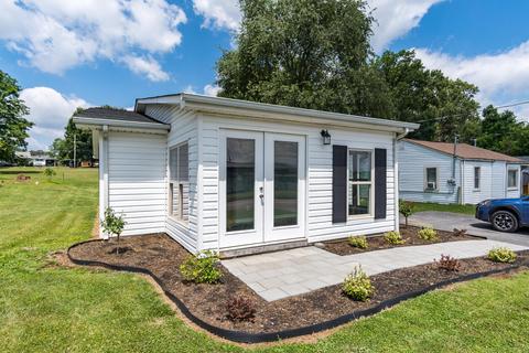2227 E Fairview Avenue Johnson City Tn 37601, Johnson City, TN 37601