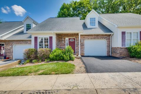 28 Cherokee Ridge Court 28 Johnson City Tn 37604, Johnson City, TN 37604