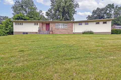 1228 Green Acres Road Road Bristol Va 24201, Bristol, VA 24201
