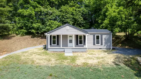 24268 Hampshire Dr Bristol Va 24202, Bristol, VA 24202
