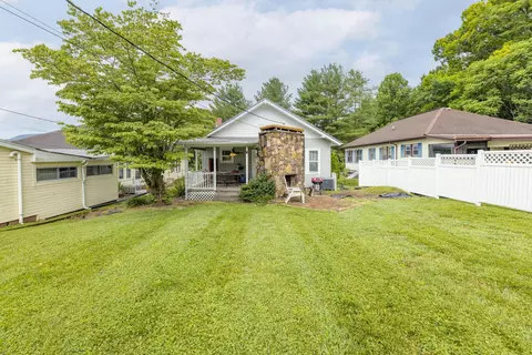 206 Alabama Avenue Erwin Tn 37650, Erwin, TN 37650 photo 3