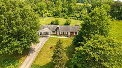 37358 Lee Highway, Glade Spring, VA 24340