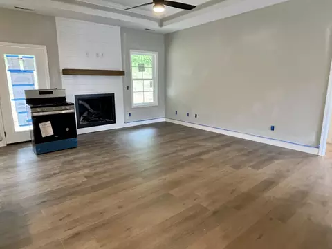 104 Ervin Loop Erwin Tn 37650, Erwin, TN 37650 photo 5