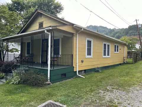 121 Keystone Street, Appalachia, VA 24216
