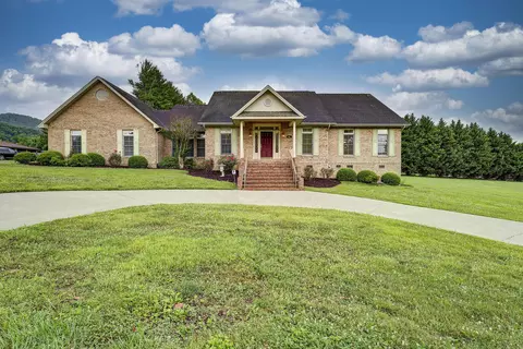 824 9th Street Erwin Tn 37650, Erwin, TN 37650
