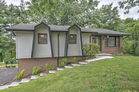 186 High Oak Drive Bristol Va 24201, Bristol, VA 24201